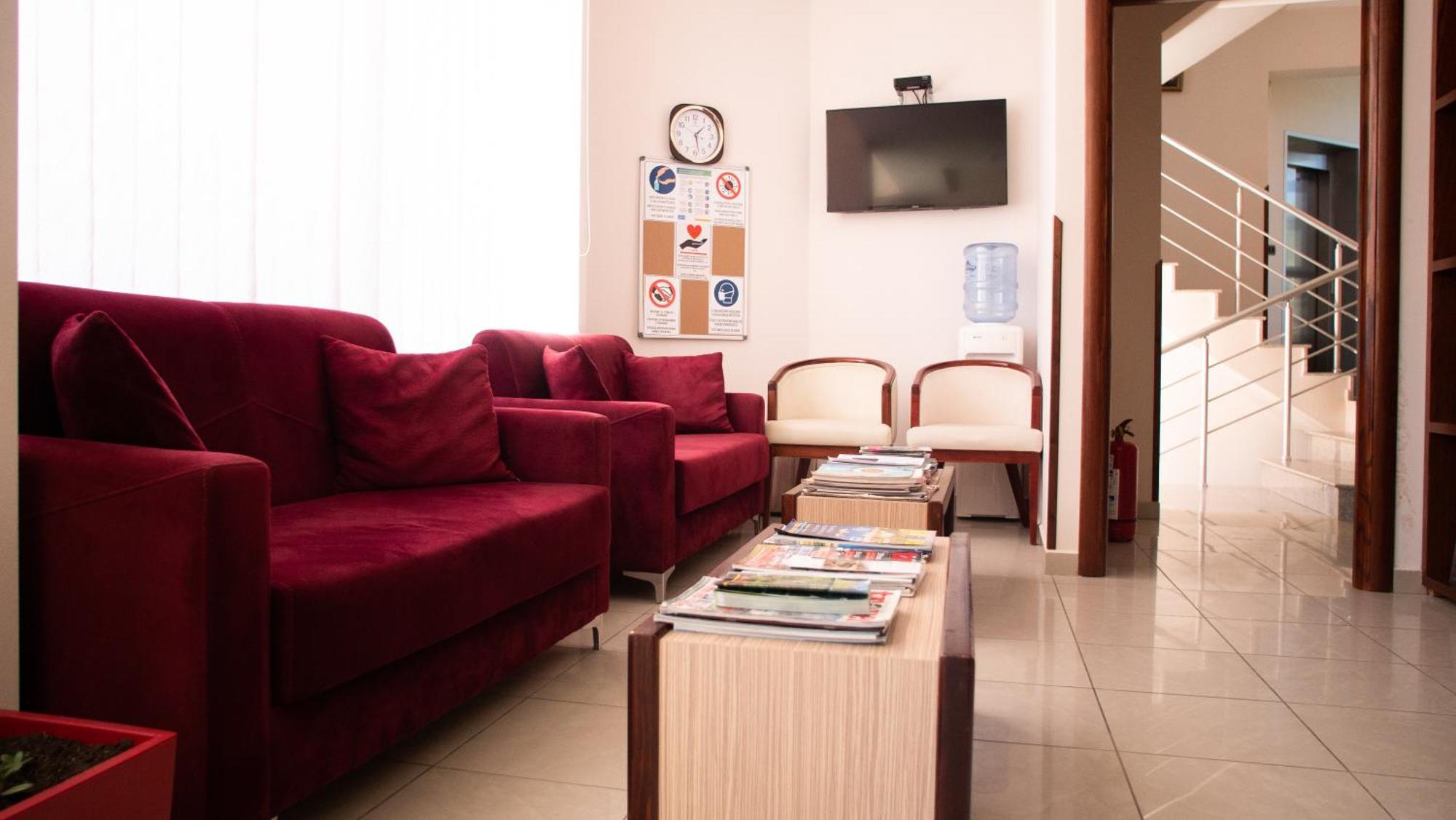 Alvero Hotel Пермети Экстерьер фото